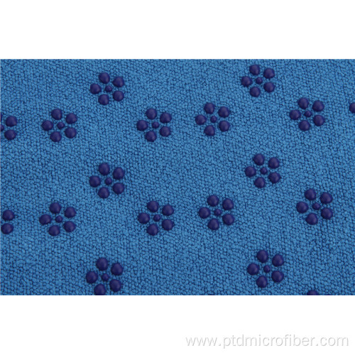 Slip-resistant Yoga Mat Towel With PVC Dots